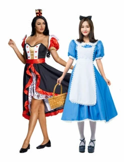 Alice In Wonderland Couple
