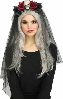Skull Black Veil With Red Flowers