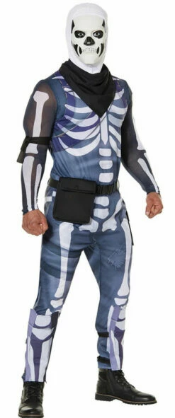 Fortnite Couple -Disney Sales media 84997.1597358781 99100.1656617036